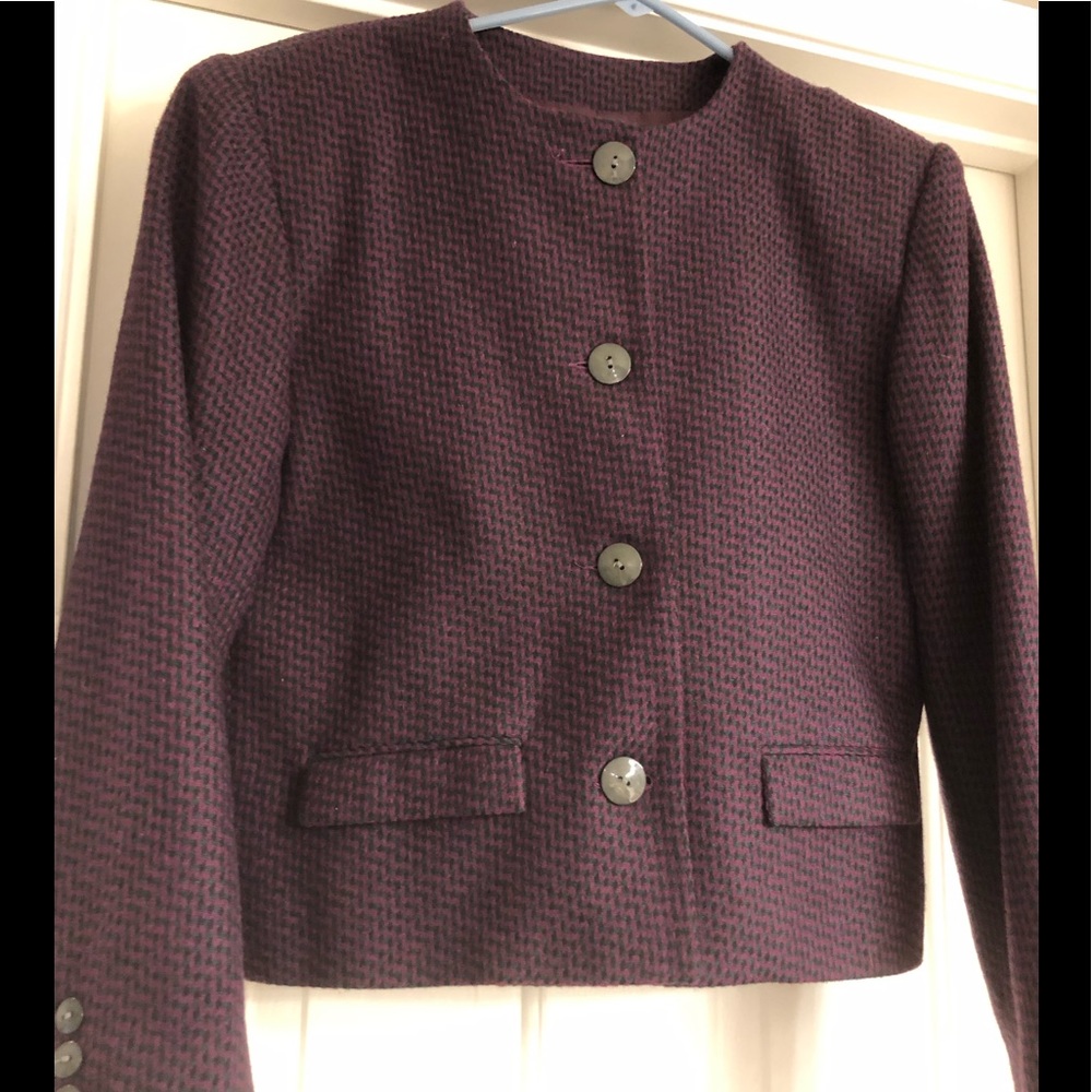 Houndstooth pattern blazer